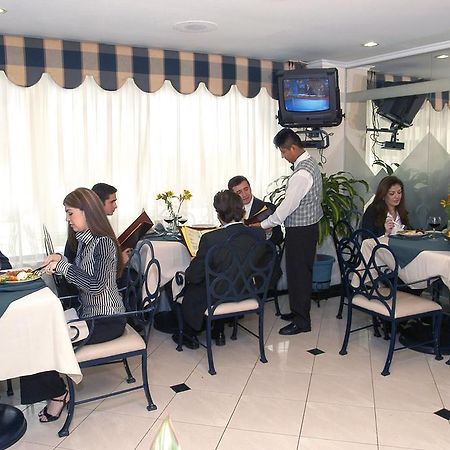 Apart Hotel Kennedy Guayaquil Exterior foto